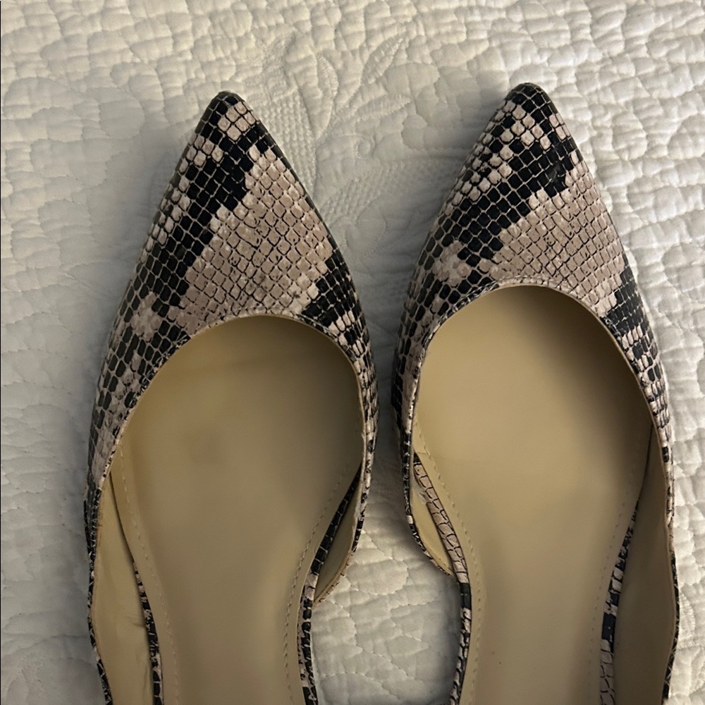 Marc Fisher Snakeskin Flats - Black and Taupe. good condition. - Picture 6 of 6